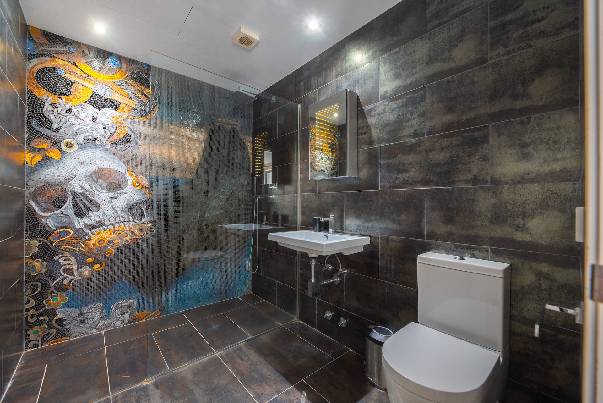 Resa Estate Ibiza for sale townhouse cala Carbo es Vedra bathroom 4.jpg